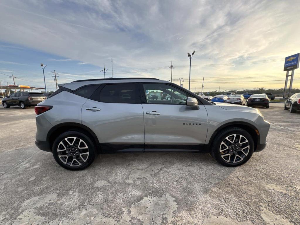 used 2025 Chevrolet Blazer car, priced at $35,980