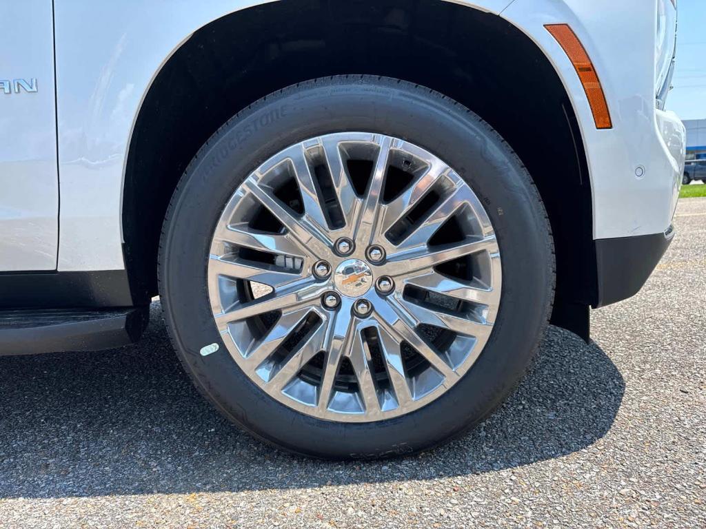 new 2025 Chevrolet Suburban car, priced at $83,775