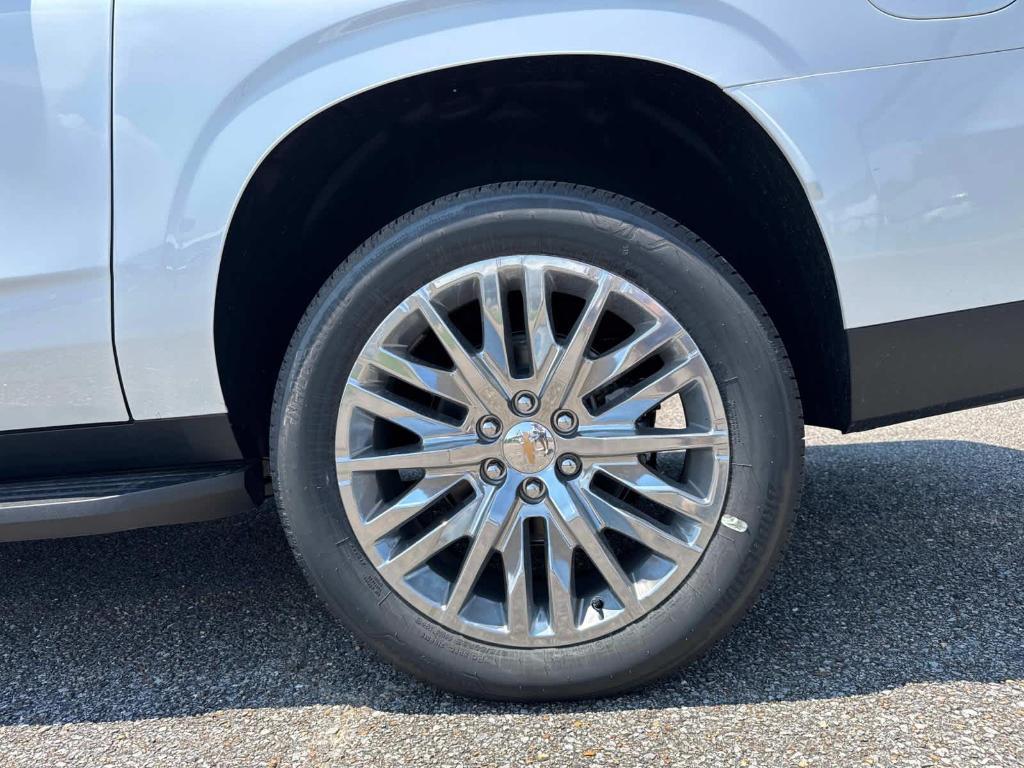new 2025 Chevrolet Suburban car, priced at $83,775