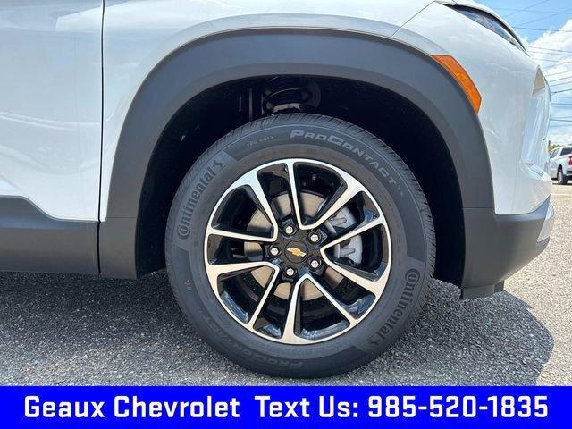 new 2025 Chevrolet TrailBlazer car, priced at $26,615