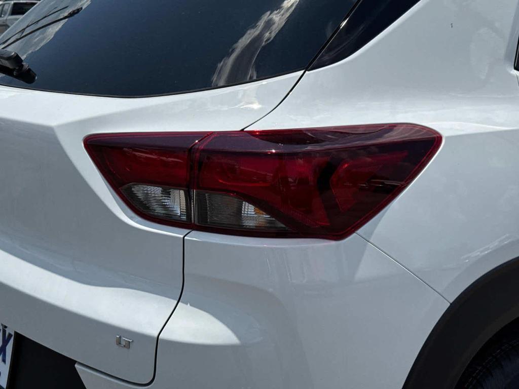 new 2025 Chevrolet TrailBlazer car, priced at $27,615