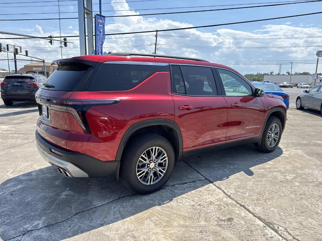used 2024 Chevrolet Traverse car, priced at $40,990