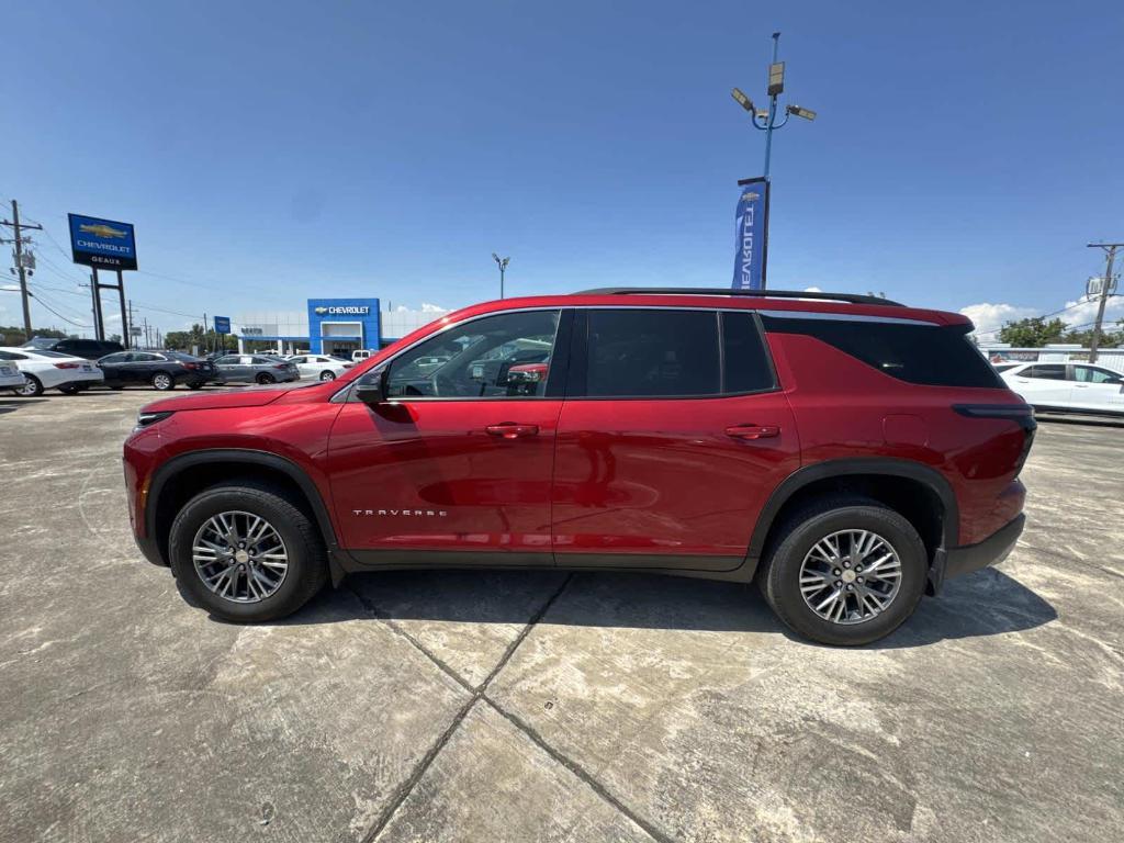 used 2024 Chevrolet Traverse car, priced at $40,990