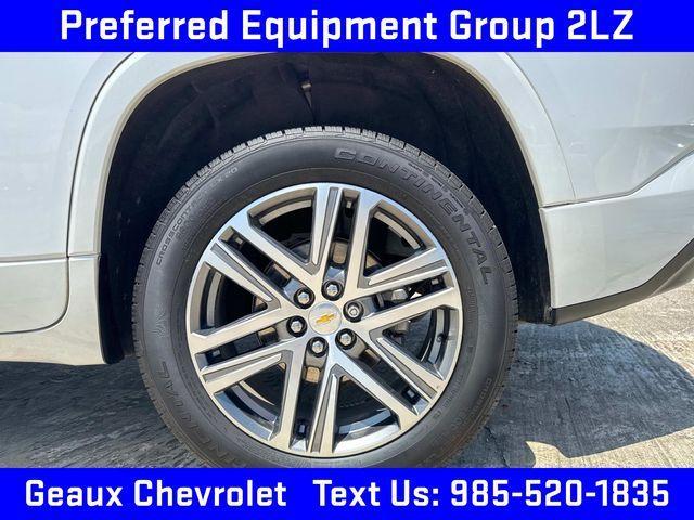used 2023 Chevrolet Traverse car, priced at $41,997