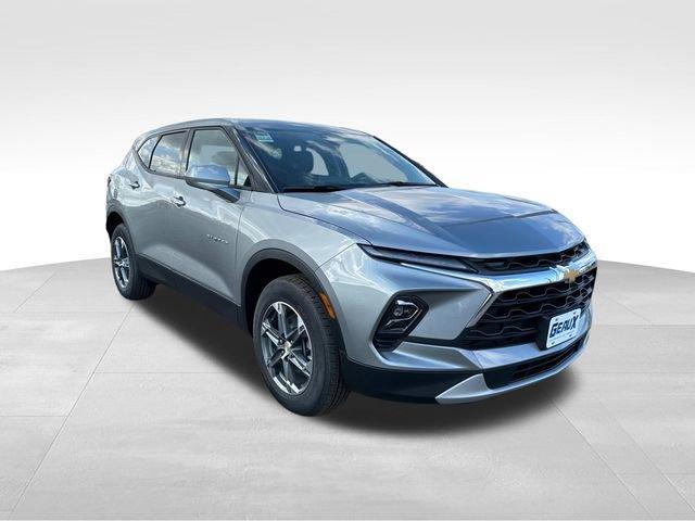 new 2025 Chevrolet Blazer car, priced at $36,525