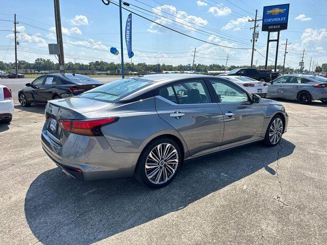 used 2023 Nissan Altima car, priced at $21,997
