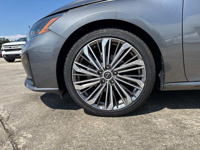 used 2023 Nissan Altima car, priced at $21,997