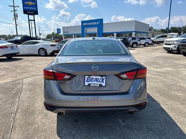 used 2023 Nissan Altima car, priced at $21,997