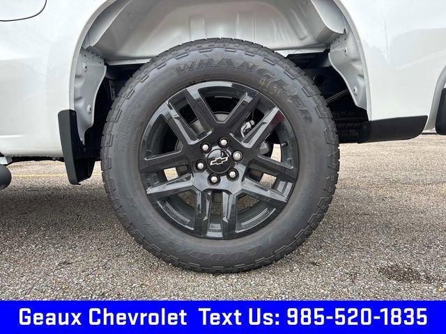 new 2025 Chevrolet Silverado 1500 car, priced at $42,530