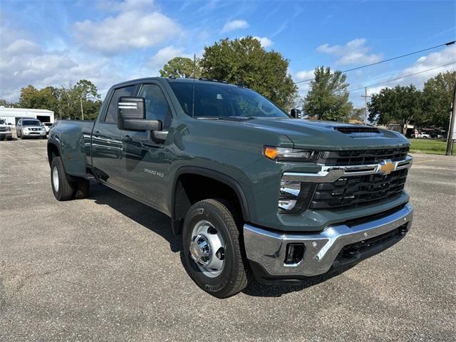 new 2025 Chevrolet Silverado 3500 car, priced at $69,960