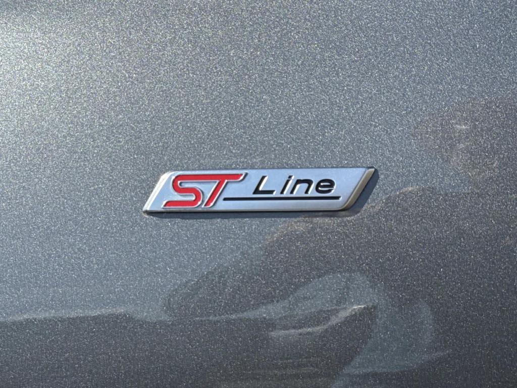 used 2025 Ford Escape car, priced at $24,990