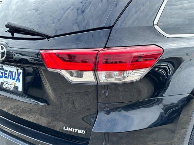 used 2017 Toyota Highlander car, priced at $25,797