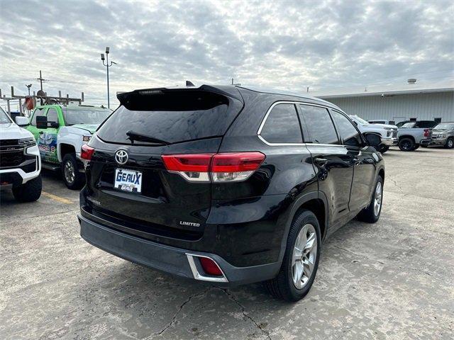 used 2017 Toyota Highlander car, priced at $25,797