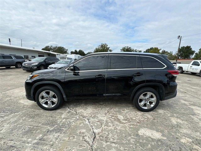 used 2017 Toyota Highlander car, priced at $25,797