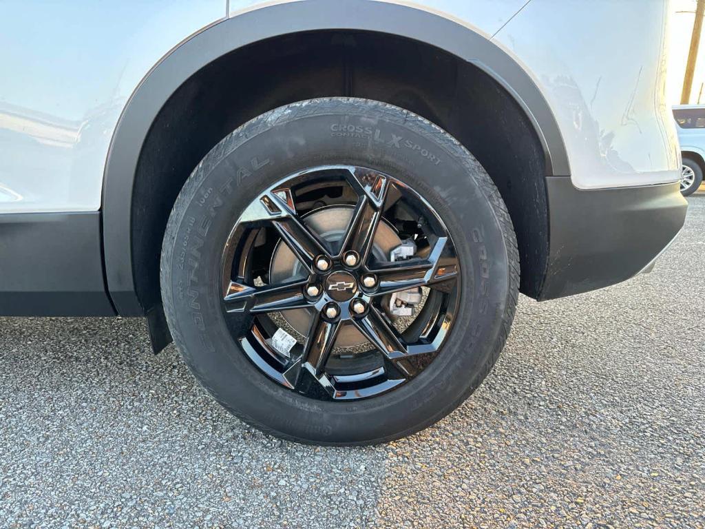 new 2025 Chevrolet Blazer car, priced at $42,620