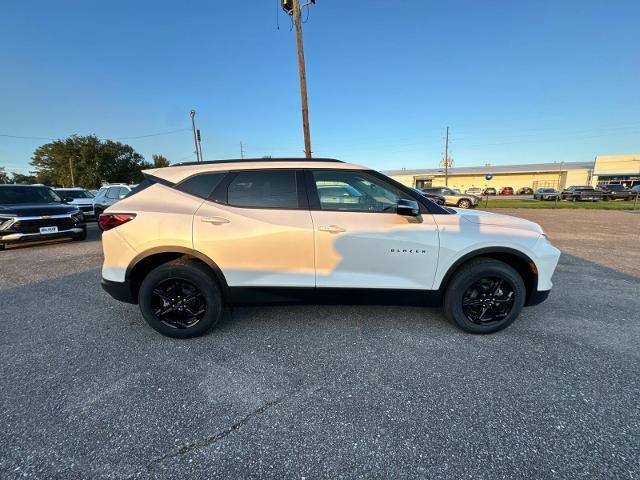 new 2025 Chevrolet Blazer car, priced at $42,620