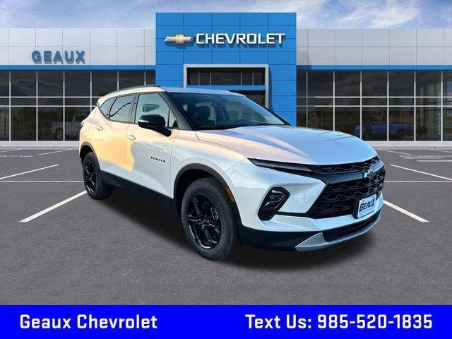 new 2025 Chevrolet Blazer car, priced at $42,620