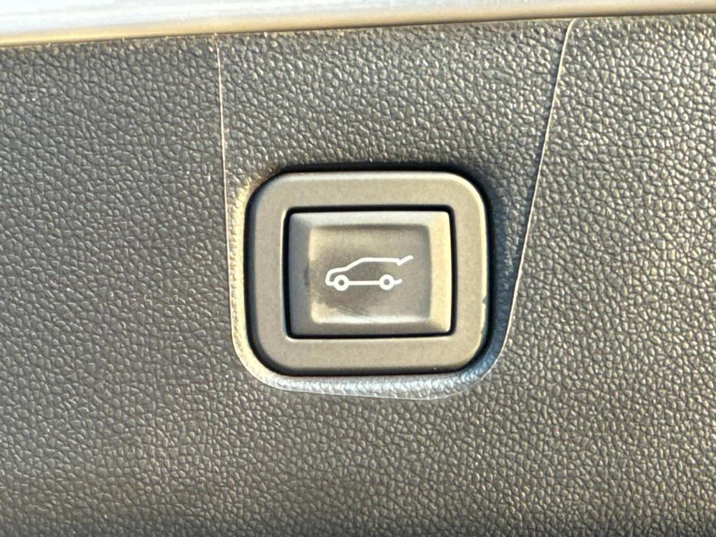 new 2025 Chevrolet Blazer car, priced at $42,620