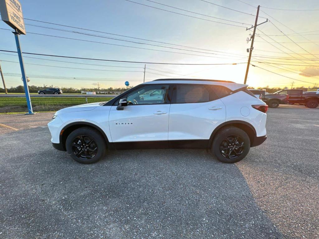 new 2025 Chevrolet Blazer car, priced at $42,620