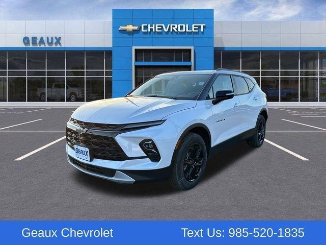 new 2025 Chevrolet Blazer car