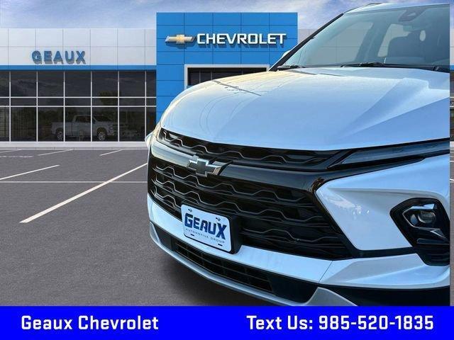 new 2025 Chevrolet Blazer car, priced at $42,620