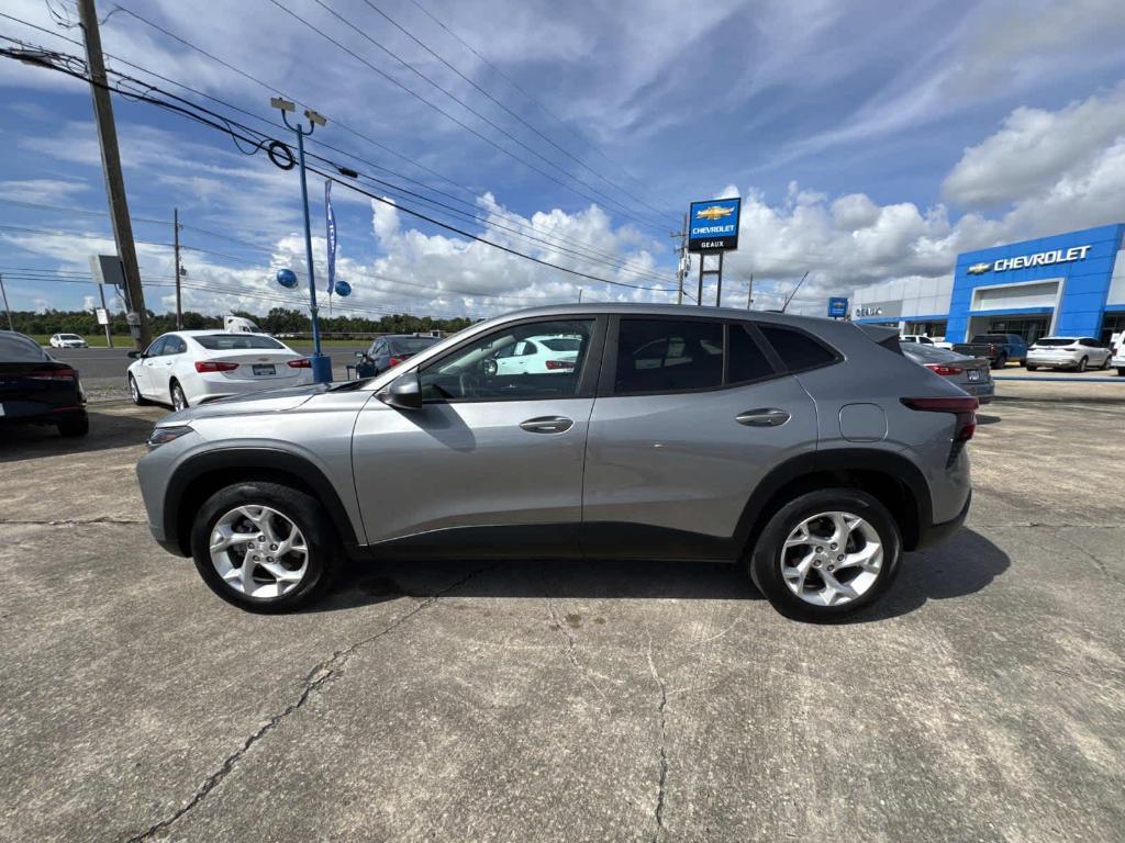 used 2024 Chevrolet Trax car, priced at $21,550