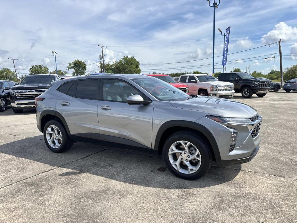 used 2024 Chevrolet Trax car, priced at $21,550