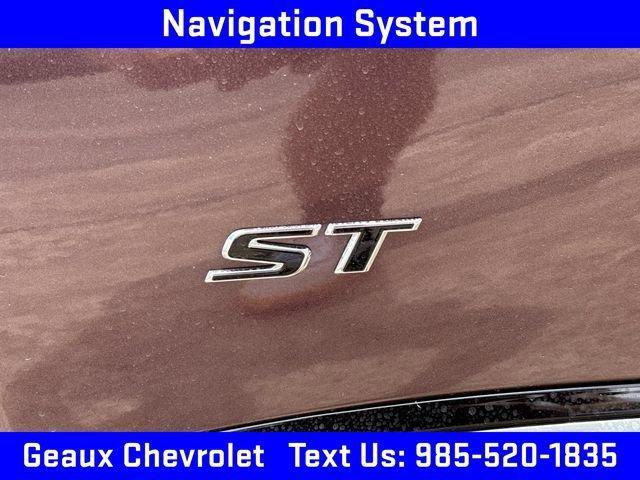 used 2025 Buick Envision car, priced at $39,997