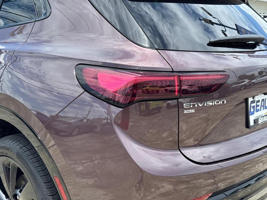 used 2025 Buick Envision car, priced at $37,990