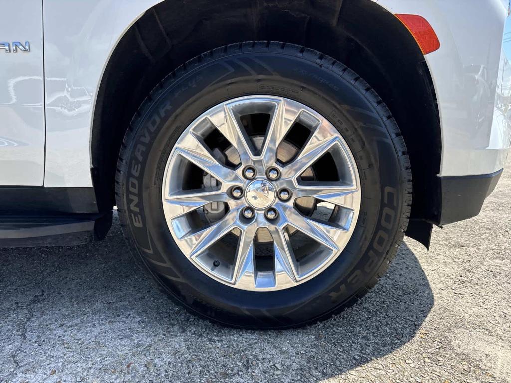 used 2023 Chevrolet Suburban car, priced at $47,997