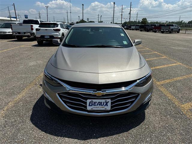 new 2025 Chevrolet Malibu car, priced at $27,035