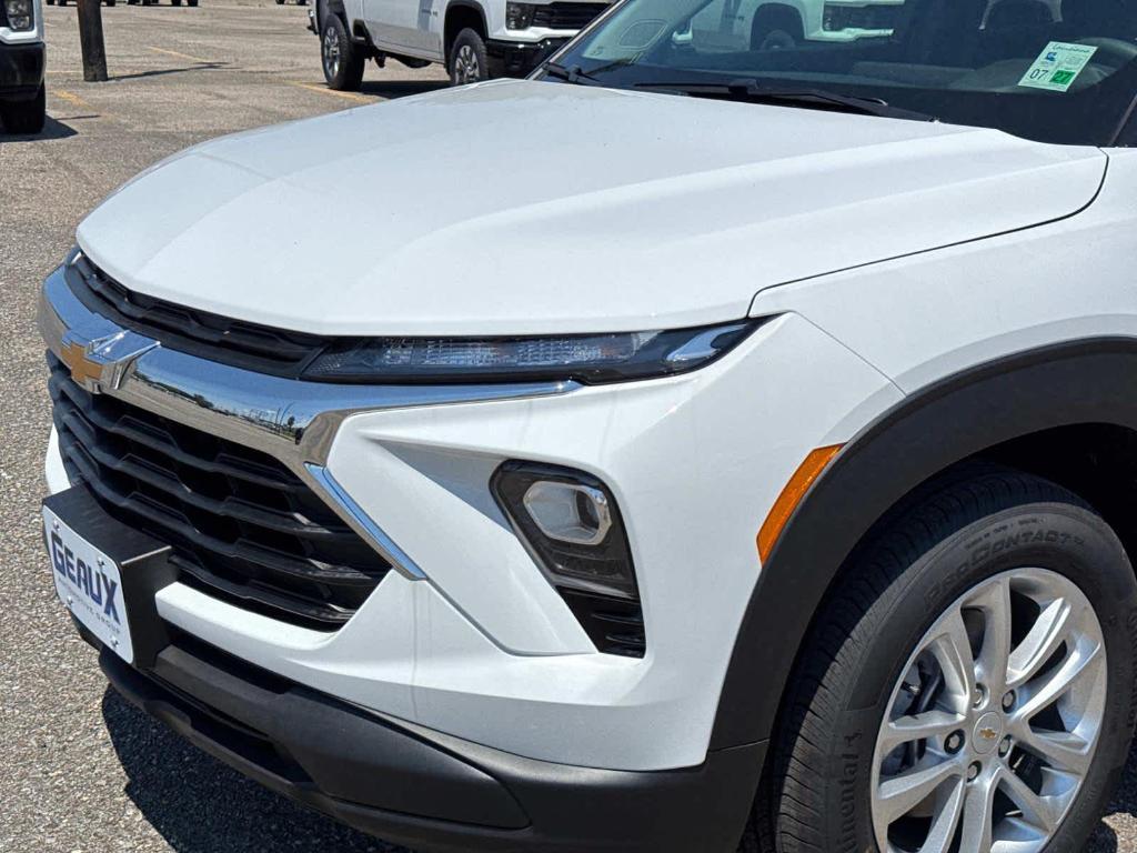 new 2026 Chevrolet TrailBlazer car, priced at $25,120