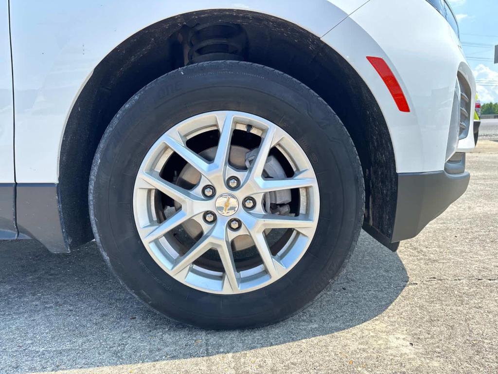 used 2023 Chevrolet Equinox car, priced at $22,997