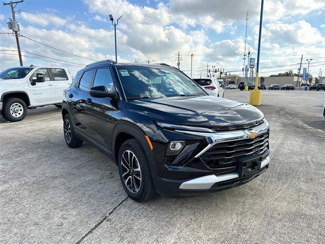 used 2024 Chevrolet TrailBlazer car, priced at $25,997