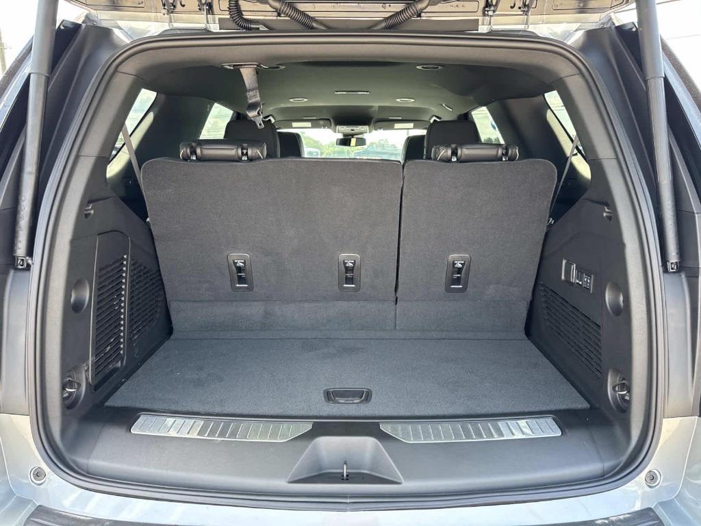 new 2025 Chevrolet Tahoe car, priced at $76,695