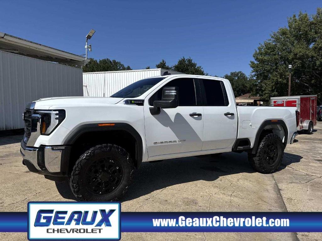 used 2024 GMC Sierra 2500 car, priced at $45,990