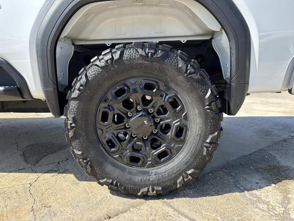 used 2024 GMC Sierra 2500 car, priced at $45,990