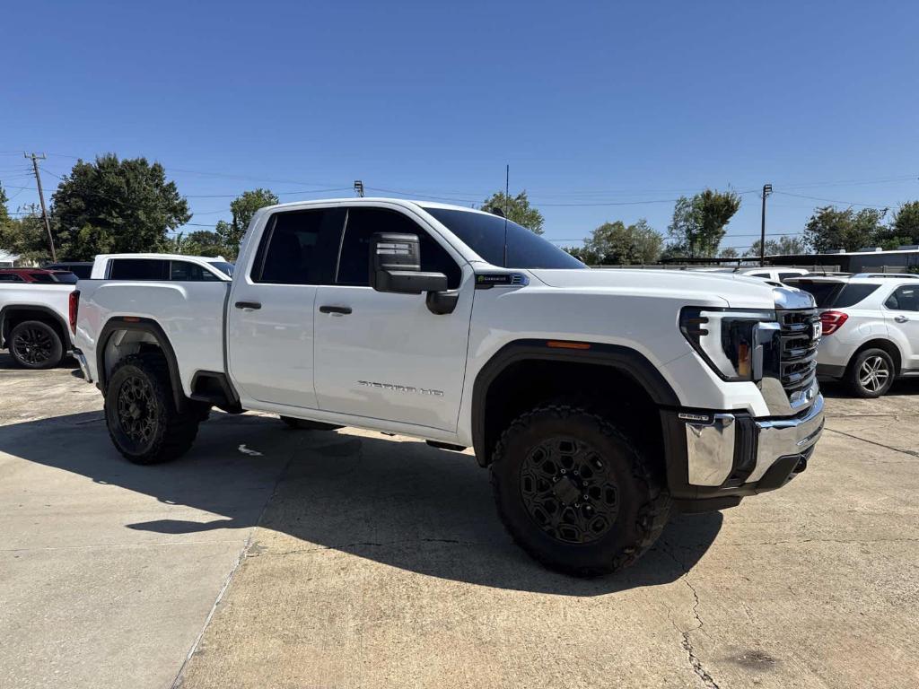used 2024 GMC Sierra 2500 car, priced at $45,990