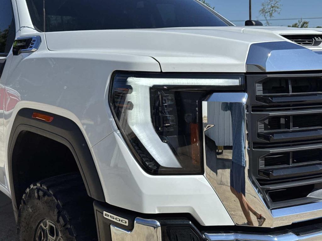 used 2024 GMC Sierra 2500 car, priced at $45,990