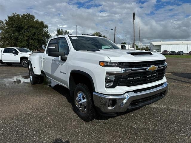 new 2025 Chevrolet Silverado 3500 car, priced at $67,050