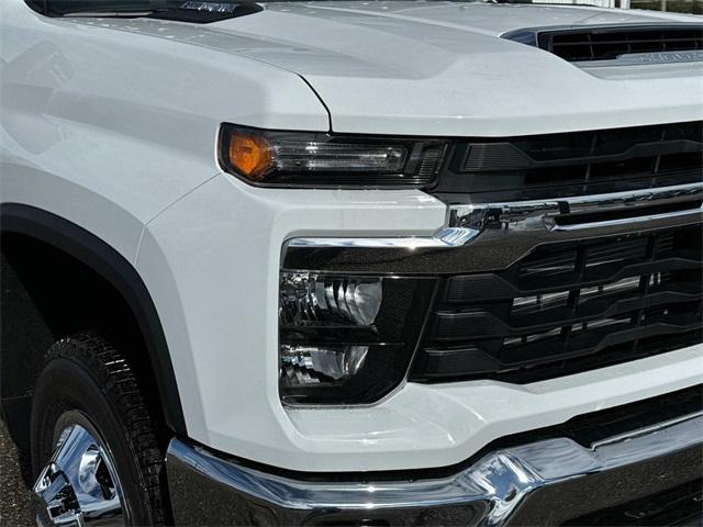 new 2025 Chevrolet Silverado 3500 car, priced at $67,050