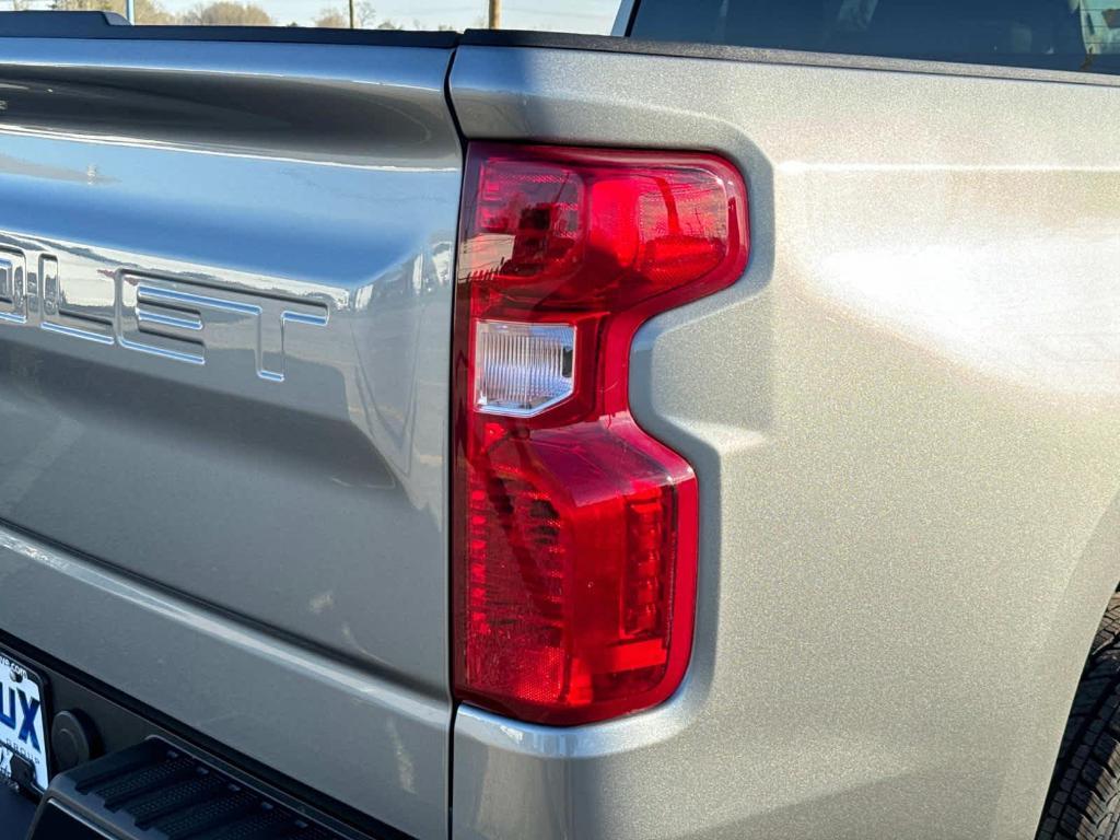 new 2025 Chevrolet Silverado 1500 car, priced at $42,895