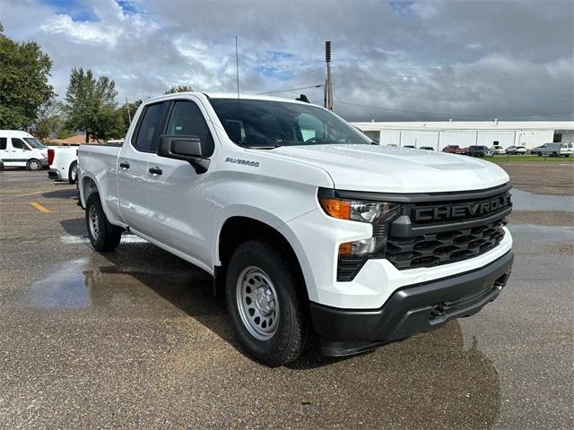 new 2025 Chevrolet Silverado 1500 car, priced at $44,165