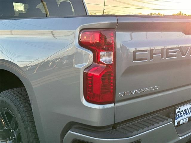 new 2025 Chevrolet Silverado 1500 car, priced at $40,170