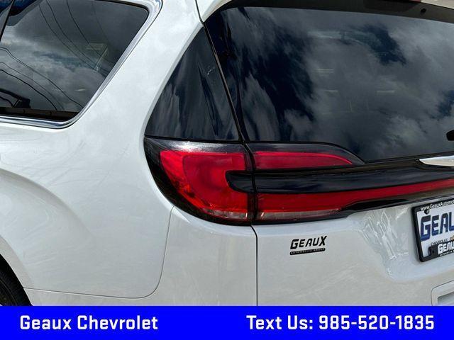 used 2022 Chrysler Pacifica car, priced at $22,997