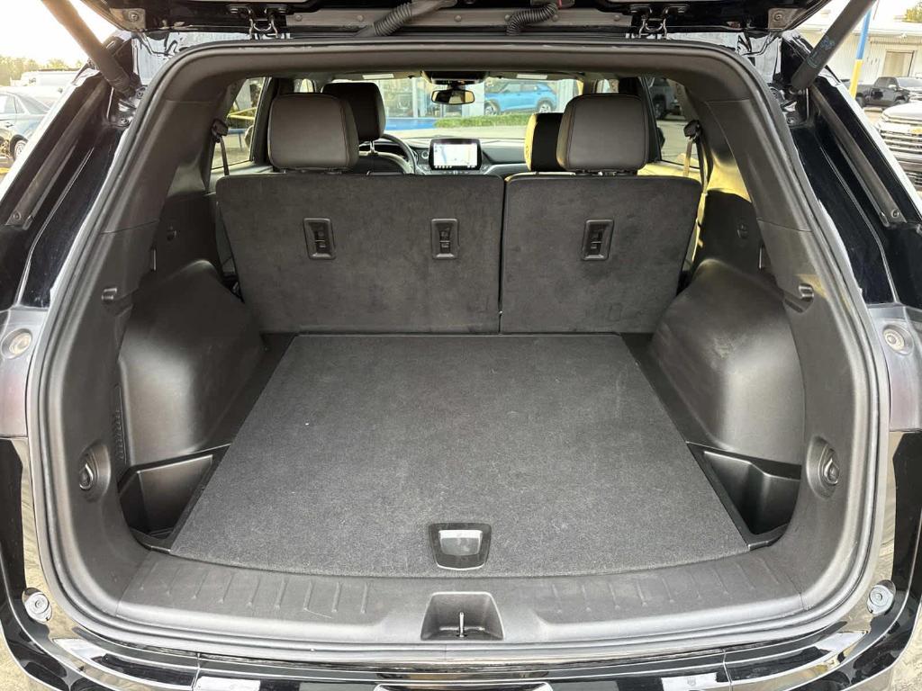 used 2025 Chevrolet Blazer car, priced at $35,975