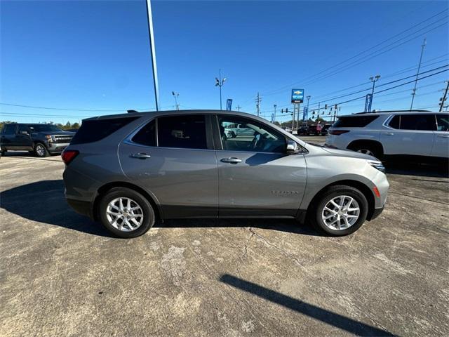 new 2024 Chevrolet Equinox car, priced at $28,680