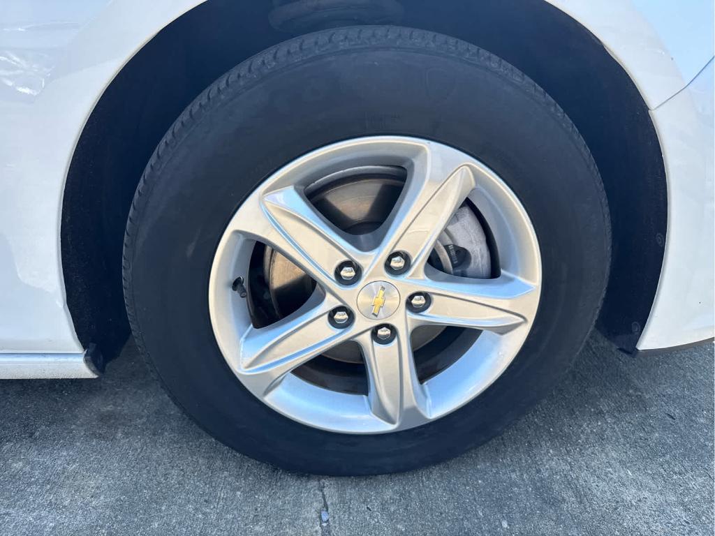 used 2023 Chevrolet Malibu car, priced at $21,997