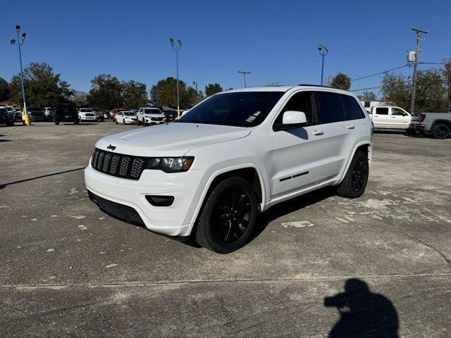 used 2017 Jeep Grand Cherokee car, priced at $15,497