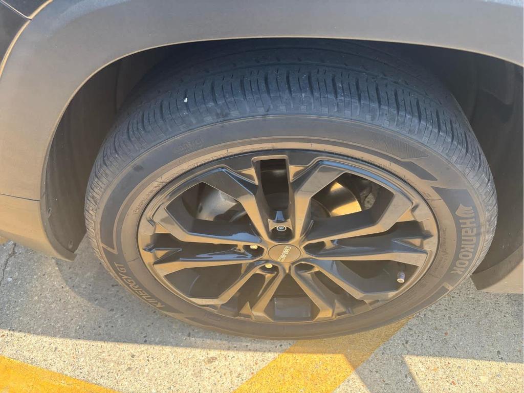 used 2021 GMC Terrain car, priced at $19,297